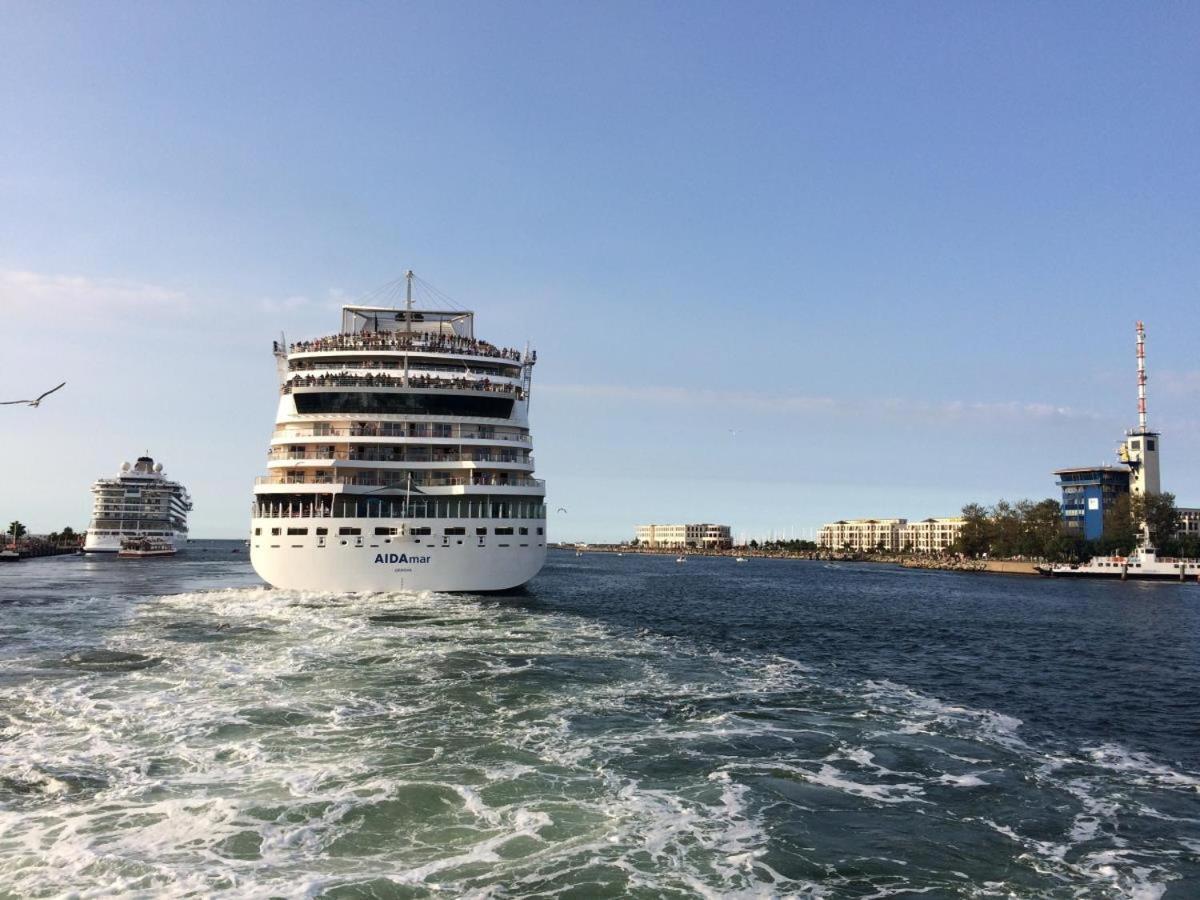 Ferienhaus Am Yachthafen, Moewe Apartment Rostock Ngoại thất bức ảnh