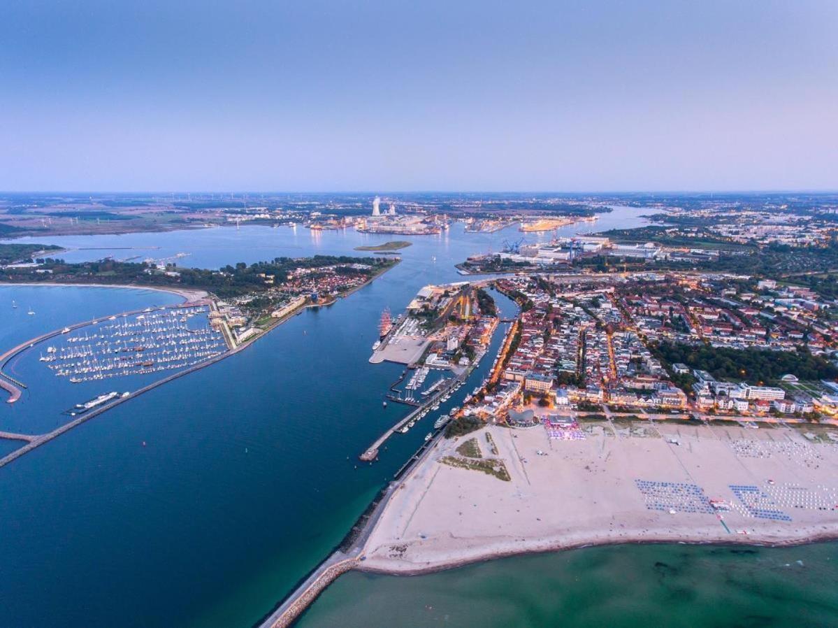 Ferienhaus Am Yachthafen, Moewe Apartment Rostock Ngoại thất bức ảnh
